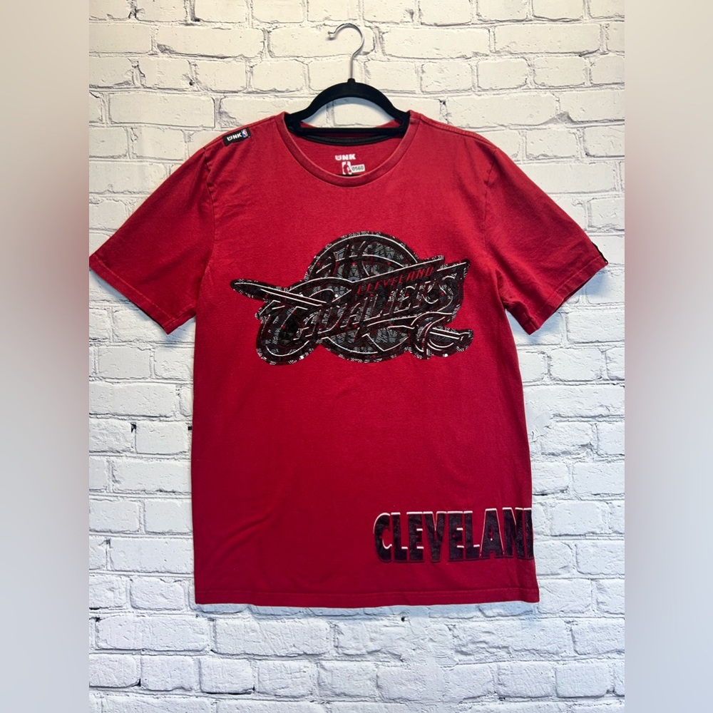 UNK NBA "CLEVELAND CAVALIERS" Graphic T-Shirt Men's Size M